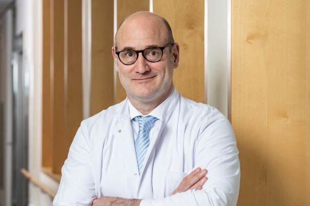 Dr. med. Kurt Wiendieck, Chefarzt der Klinik für Konservative und Operative Wirbelsäulentherapie und stv. Ärztlicher Direktor